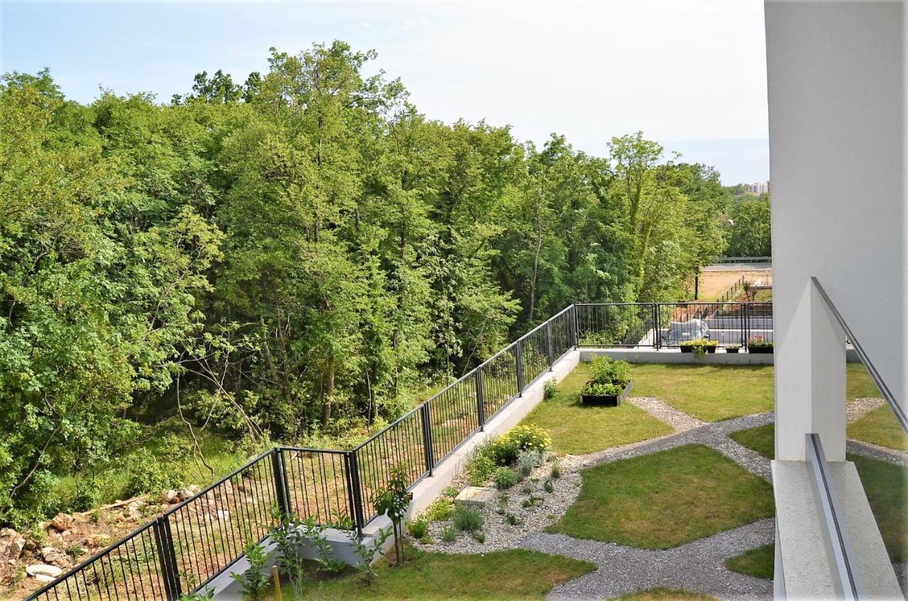 Apartman Natasa Kostrena Exterior foto